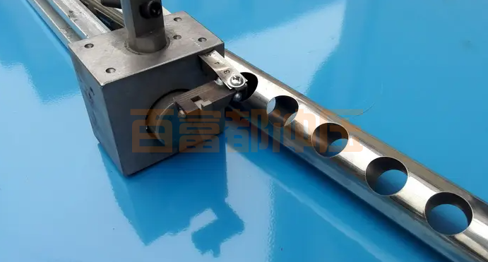 冲孔模具加工厂家冲孔模具的工作原理