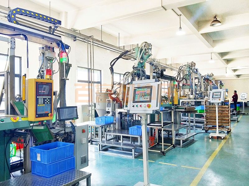 精密注塑加工 注塑模具的7个组成部分